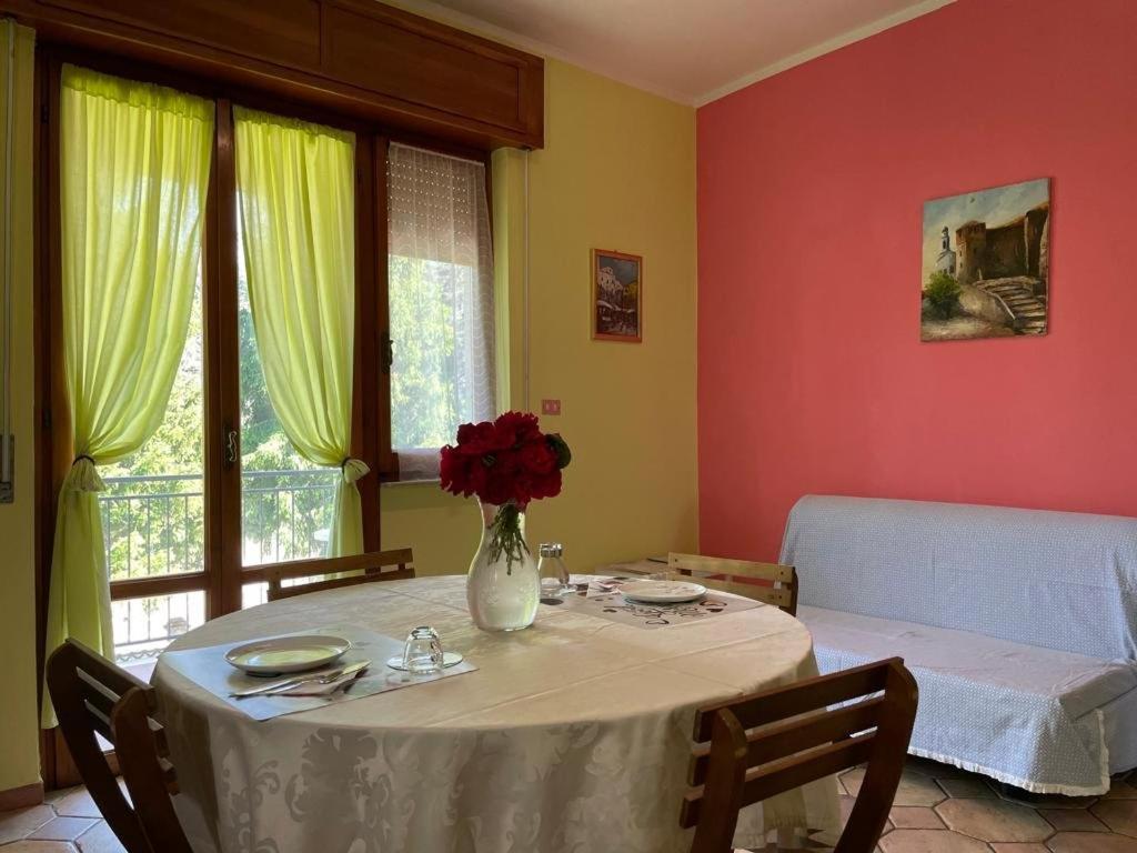 Casa T Bed And Breakfast & Home Restaurant Di Tacchino Simone Tagliolo Monferrato Bagian luar foto